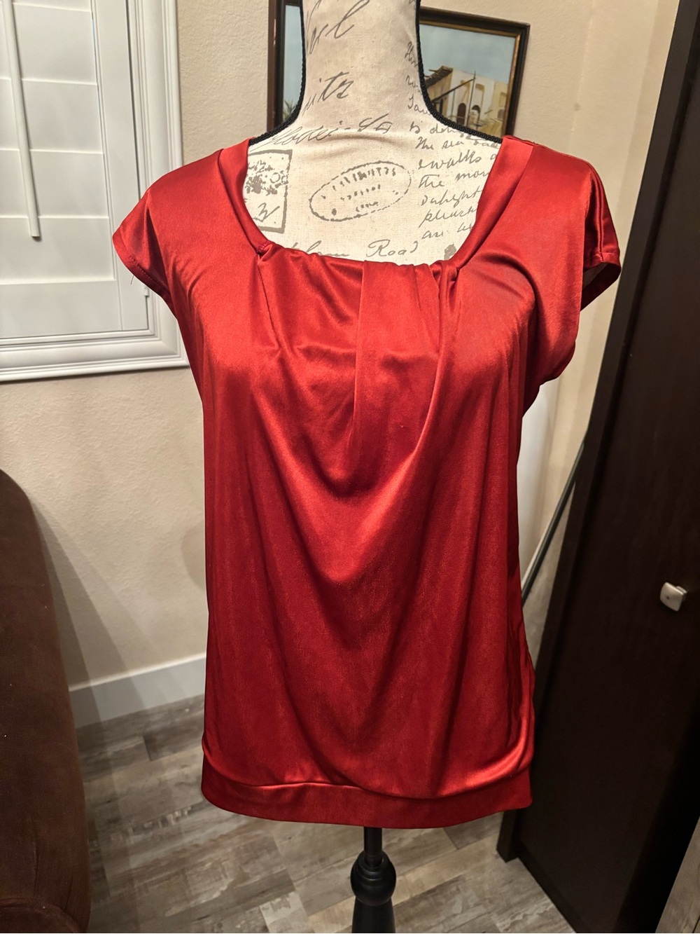 Cap Sleeve Top. Burgundy